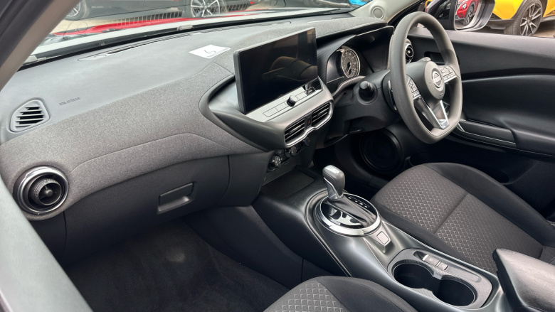 Nissan Juke 1.0 DiG-T Acenta Premium 5dr DCT Petrol Hatchback